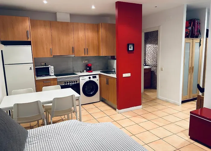 Centrico A 150 Metros De La Playa. Parking* Lloret de Mar